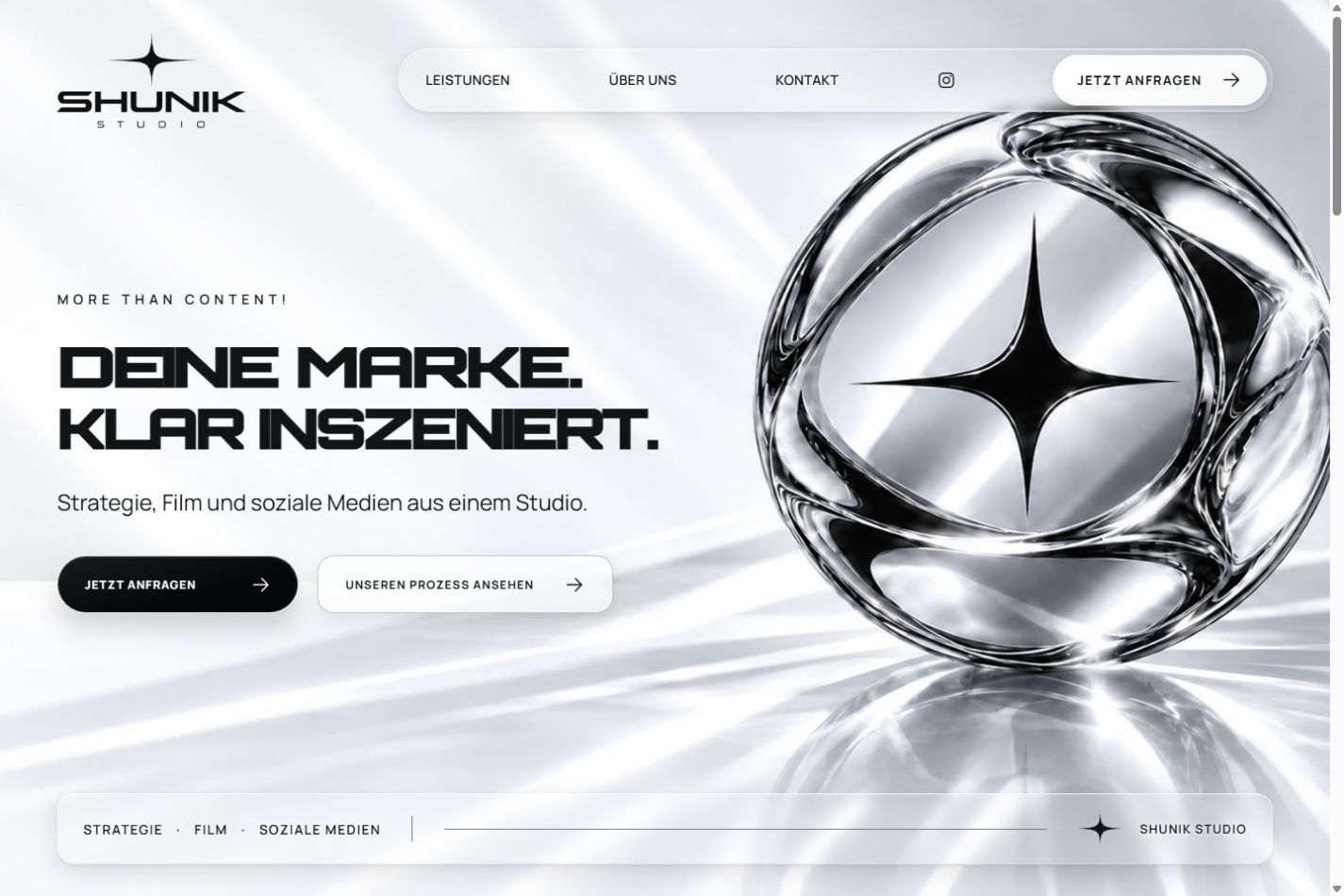 SHUNIK STUDIO Website auf einem Laptop: Deine Marke. Klar inszeniert.